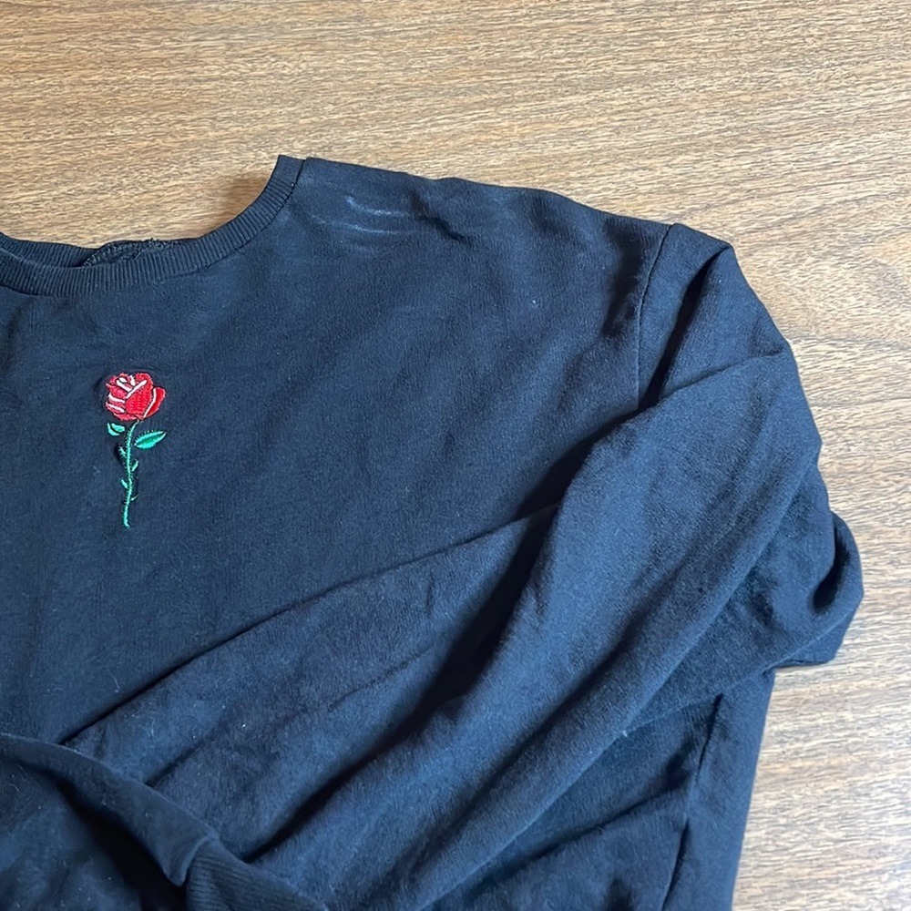 H&M Cropped Sweatshirt‎ - Picture 3 of 9